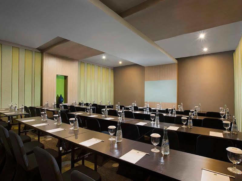Swiss-Belcourt Bogor Otel Dış mekan fotoğraf